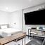 Pacific7 Hotel