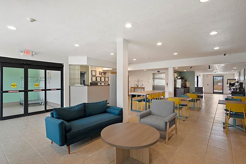 Garner Hotel Gonzales by IHG