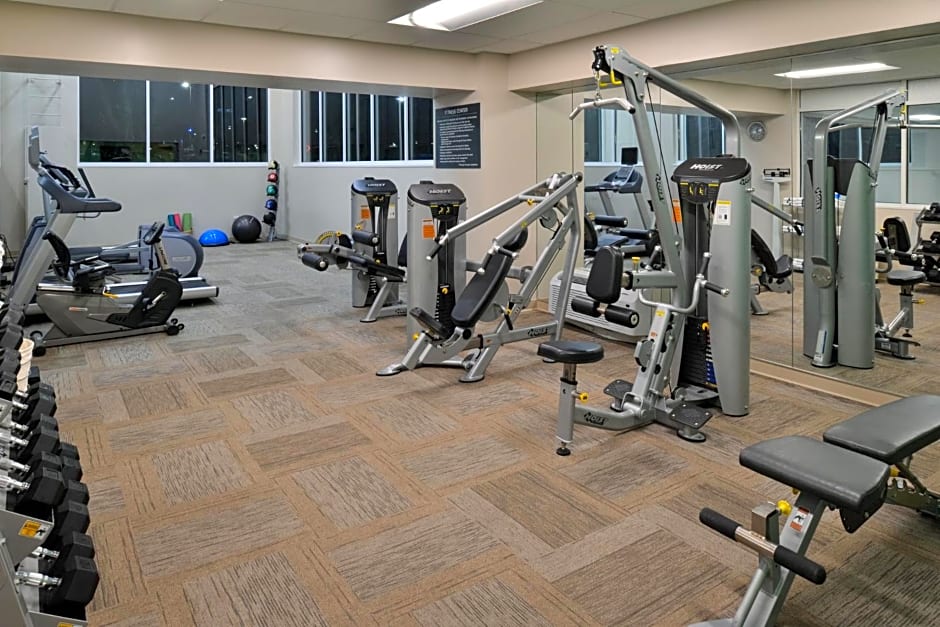 Holiday Inn Hotel & Suites Overland Park-Convention Center By IHG