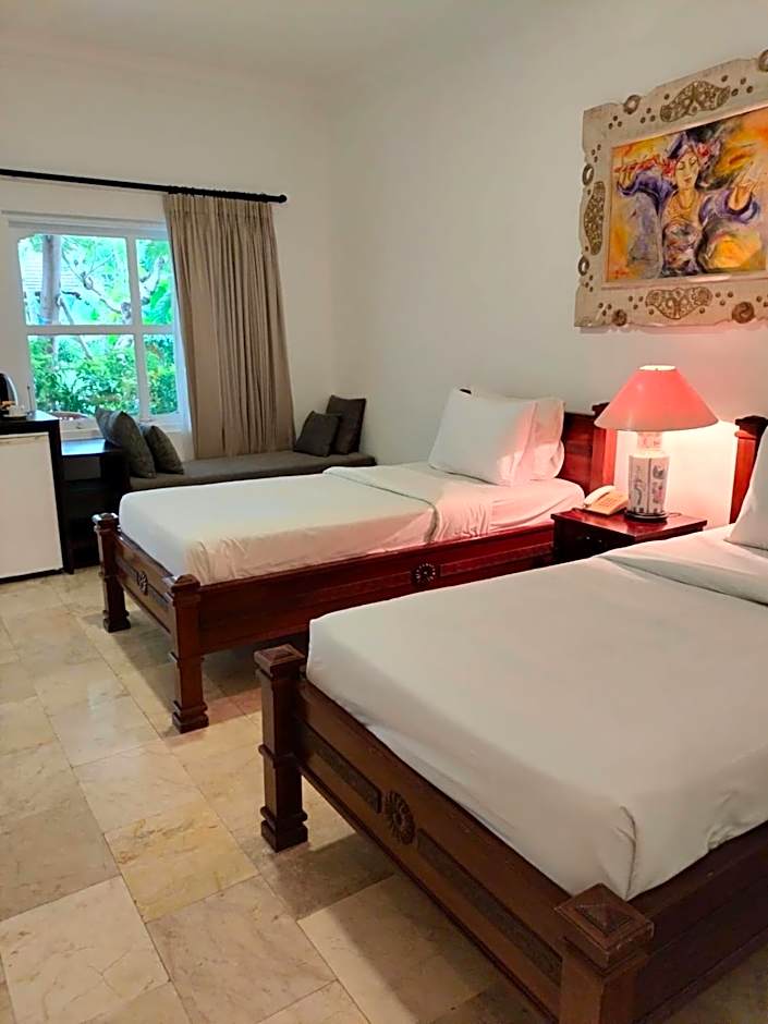 Sari Bunga Hotel - Legian, walking distance to Legian Beach