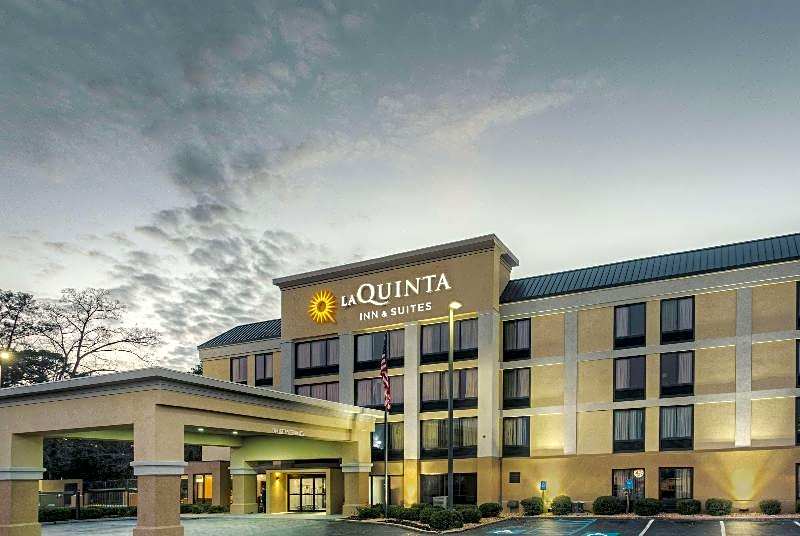 La Quinta Inn & Suites by Wyndham Jackson North