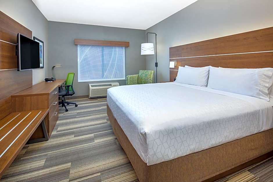 Holiday Inn Express Surprise By IHG