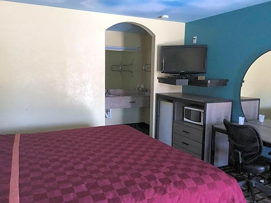 Luxury Inn and Suites Seaworld