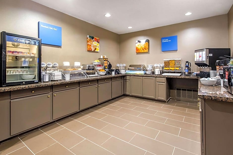 Comfort Inn & Suites IAH Bush Airport – East