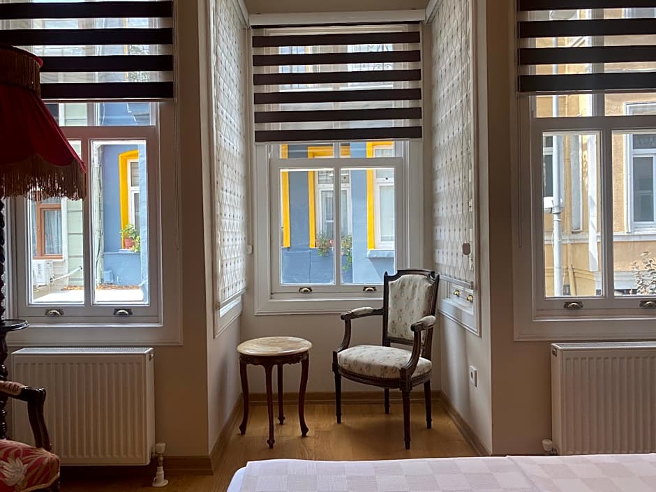 Ciragan's Omnia Hotel