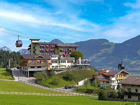 Hotel Waldfriede - Der Logenplatz im Zillertal