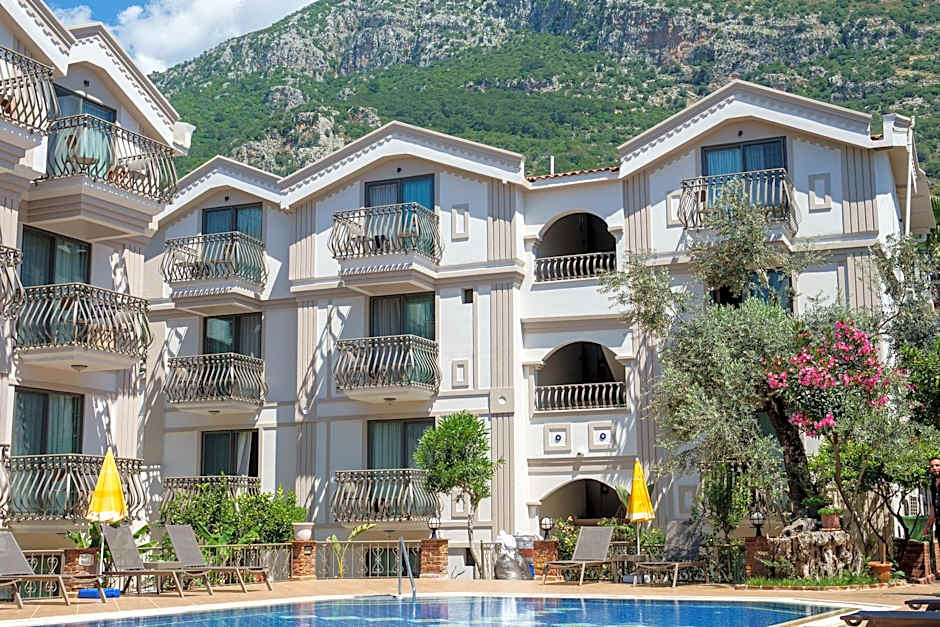 Magic Tulip Beach Hotel