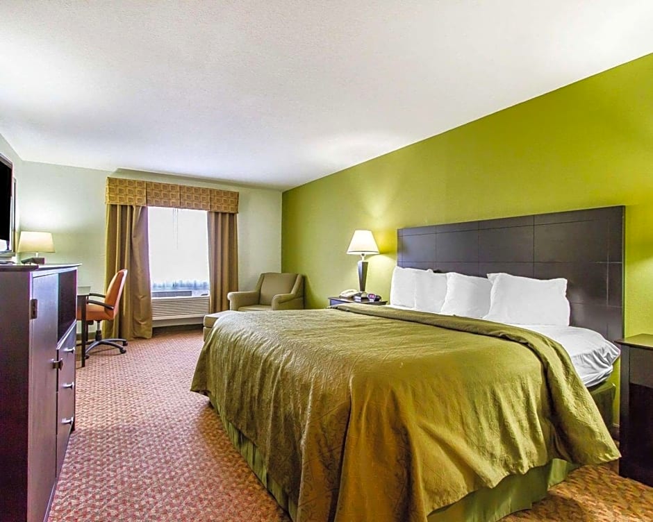 Quality Inn Pontiac