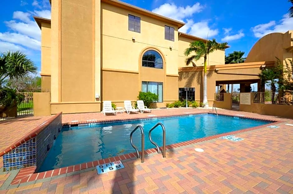 Best Western Casa Villa Suites