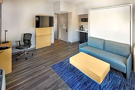 1 Queen Bed Suite Additional Living Area