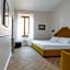 Daplace - La Mongolfiera Rooms in Navona