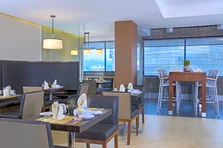 Sheraton Santa Fe