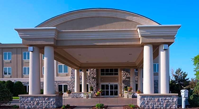 Holiday Inn Express Hotel &amp; Suites Saginaw By IHG