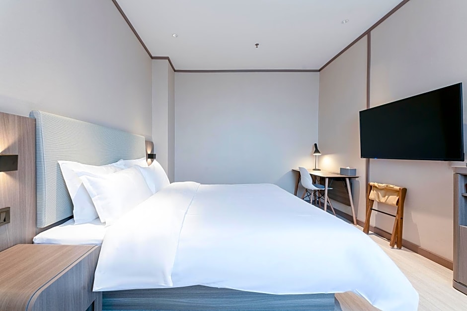 Hanting Hotel Nanchang Tengwangge