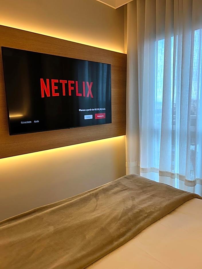 Flat Praia do Canto 2Q-2B Long Stay TRIÂNGULO DAS BERMUDAS