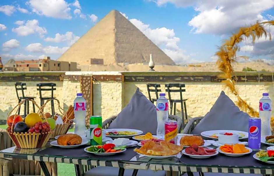 Pyramids Family Inn