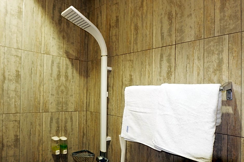 Hotel O Cemara's Homestay