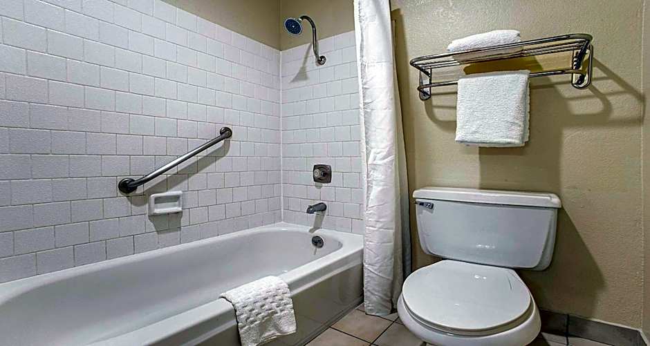 SureStay Plus Hotel by Best Western Sacramento North