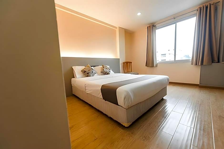 KS Pavilion Hotel