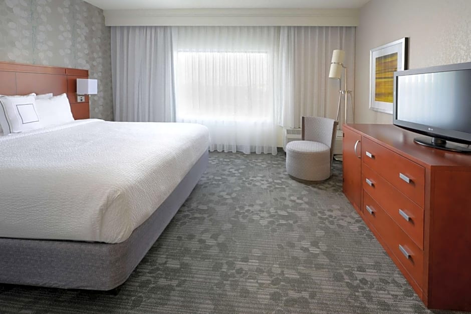 Sonesta Select Dallas Central Expressway