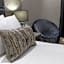 Luxe Suites Boutique Hotel