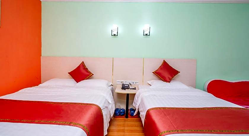 Ln White House Hotel