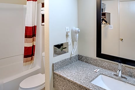 Suite King w/ Jetted Tub Non-Smoking