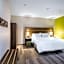 Holiday Inn Express Hotel & Suites Columbus By IHG