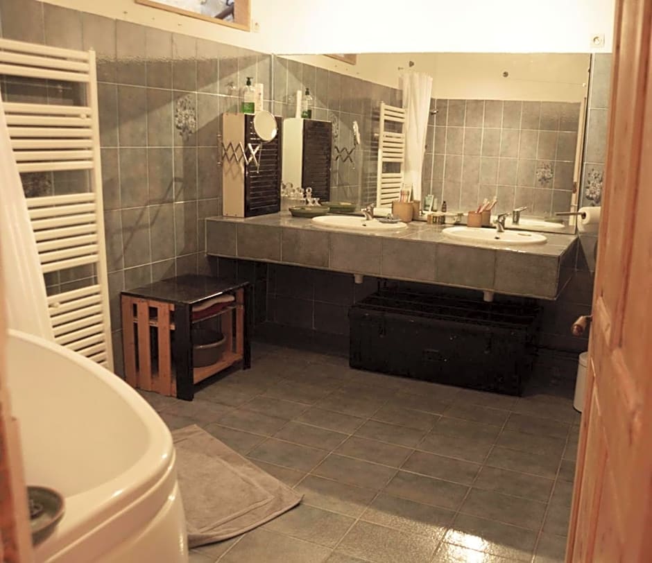 La Chambre Claire – Sigean, NY