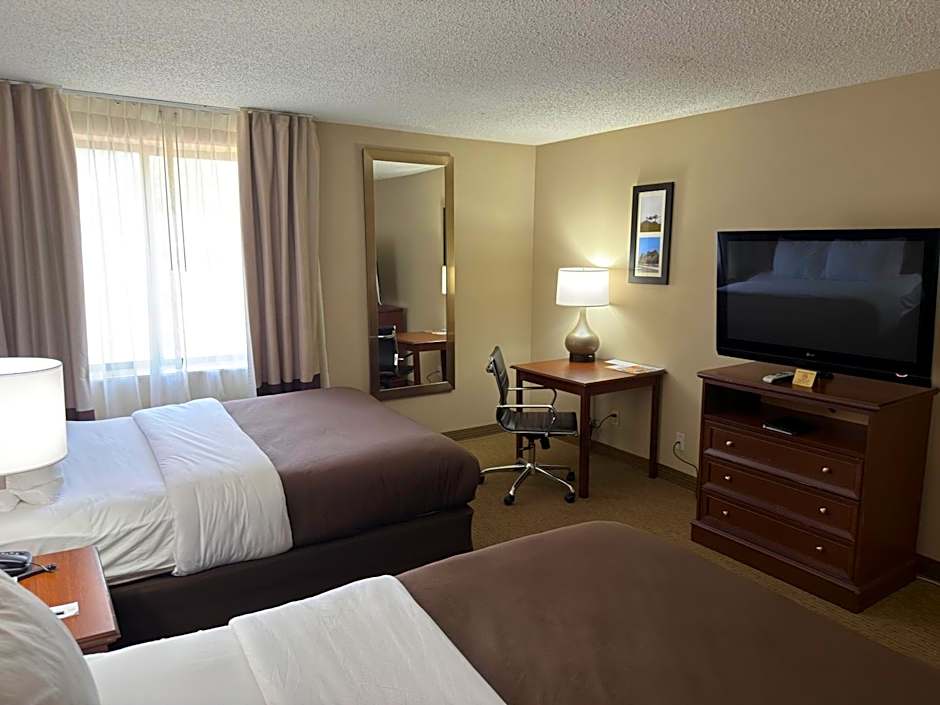 Wingate by Wyndham Utica