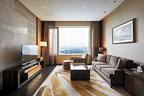 [Taste of Oakwein Package] Upgrade from Premier to 1 Bedroom Superior(Double)