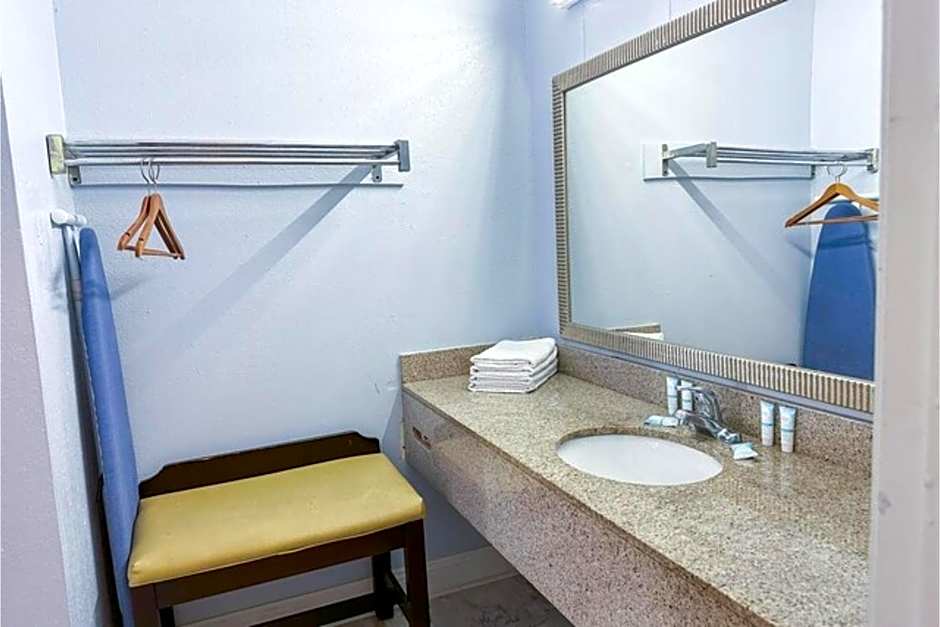 Rodeway Inn Hattiesburg North