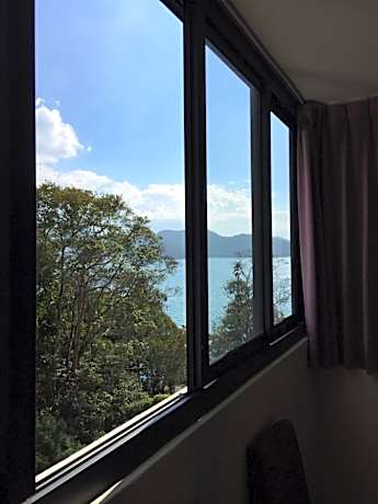 Economy Quadruple Room