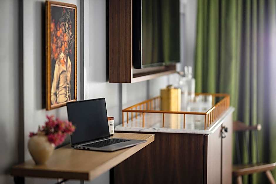 Wylie Hotel Atlanta, Tapestry Collection by Hilton