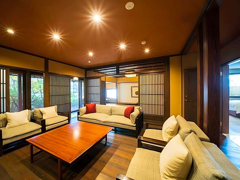 Yufuin-Bettei Itsuki Ryokan