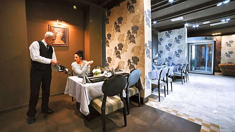 Hotel Paradis