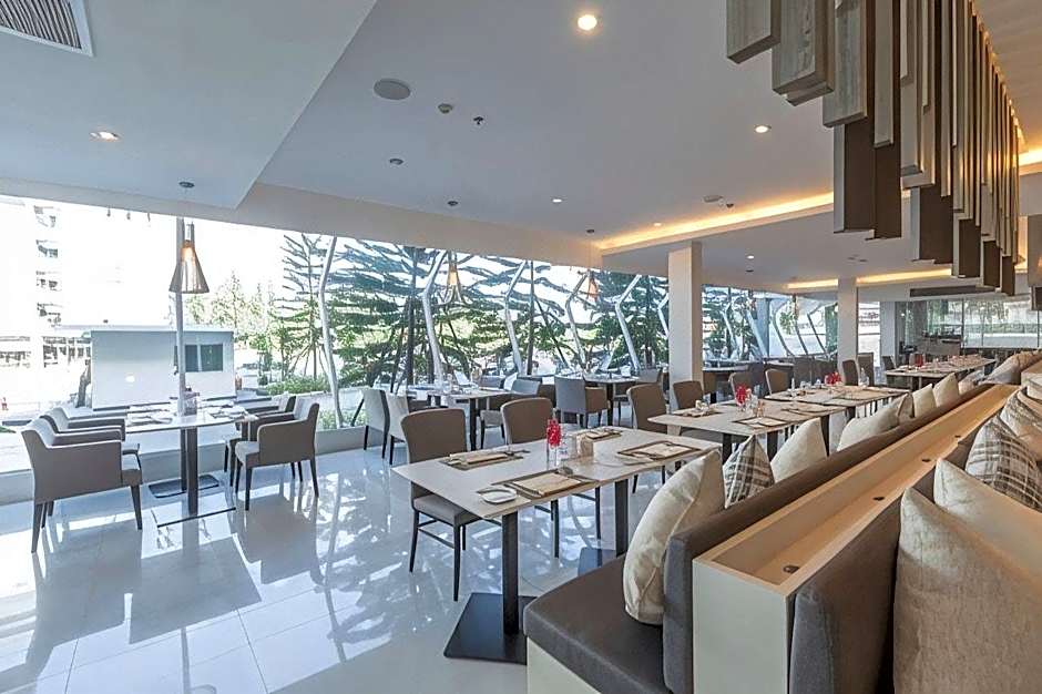 Kantary Hotel and Serviced Apartments Amata Bangpakong