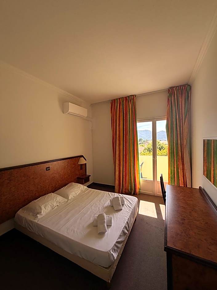 Hotel Madame Mere