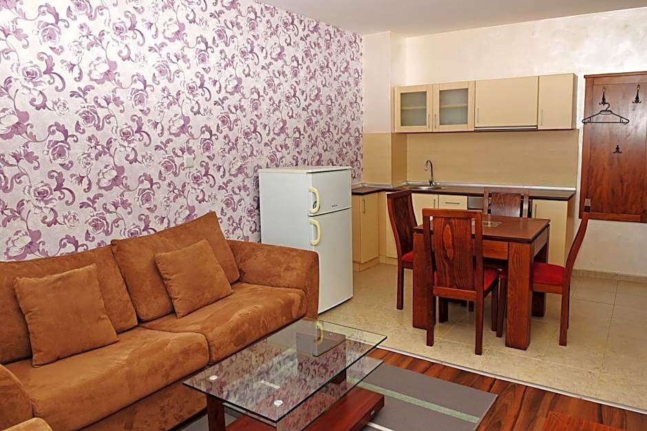 Forest Nook Aparthotel