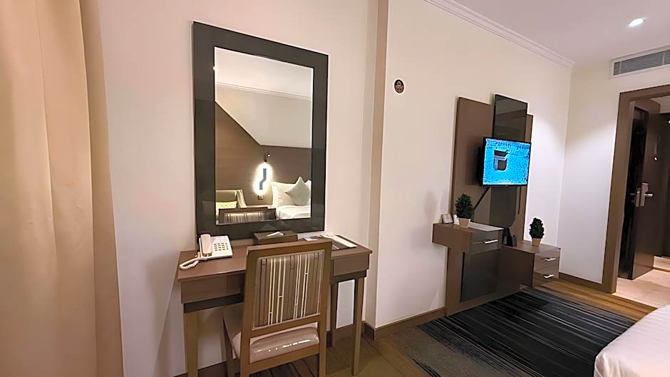 Lamar Ajyad  First Hotel Tower A