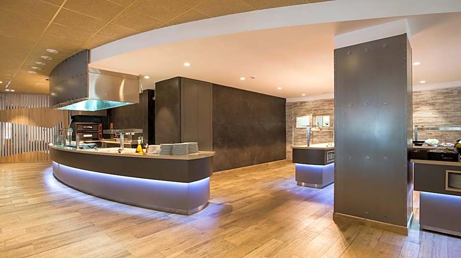 Apartamentos California