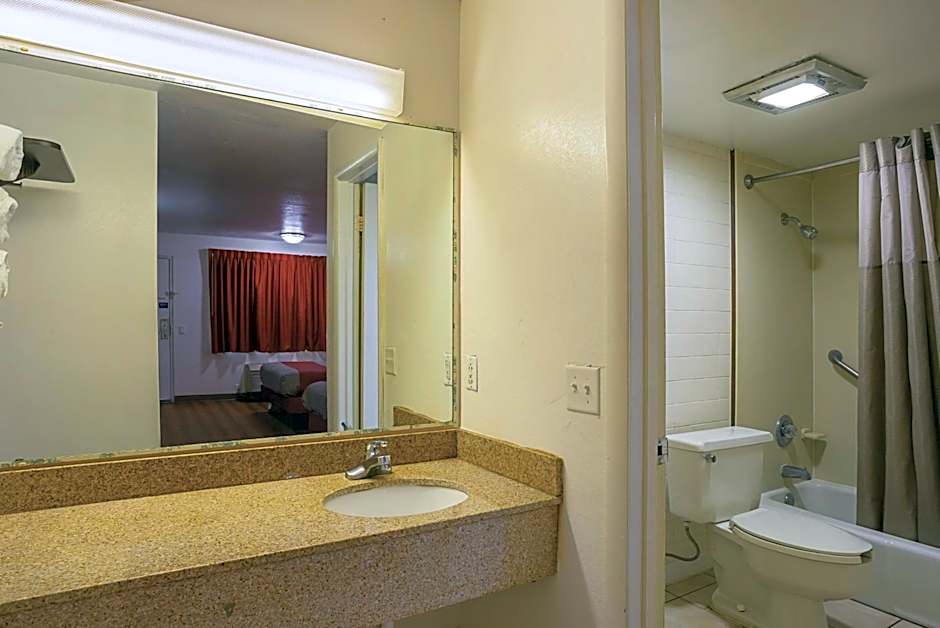 Motel 6-Brinkley, AR