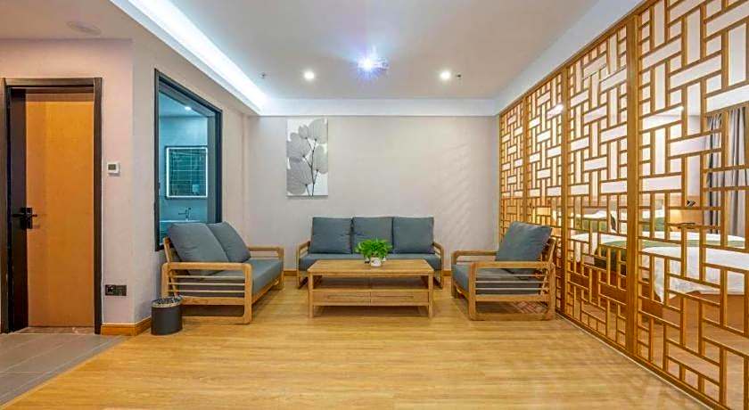 Green Tree Inn Express Weifang Zhucheng Longyuan Shangcheng