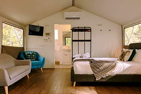 Port Stephens Koala Sanctuary