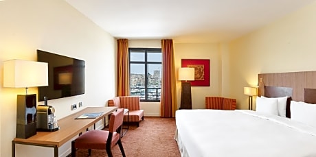Premium Room with Port View
