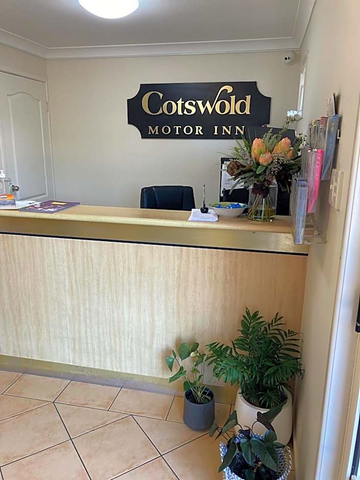 Cotswold Motor Inn