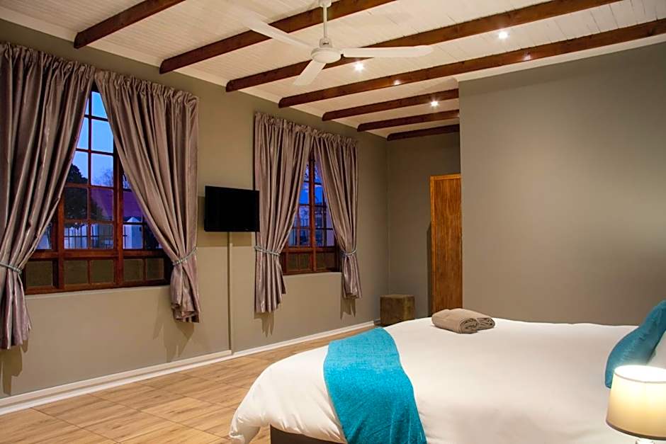 Hendersons Lodge Ltd