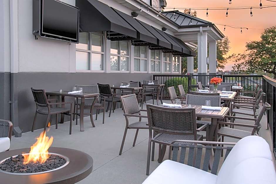 Holiday Inn Hotel & Suites Overland Park-West By IHG