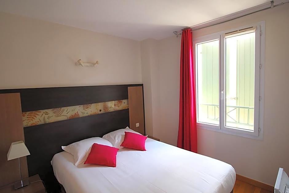 Park & Suites Village Aix-Le Rousset