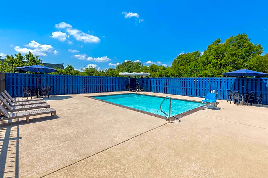 Days Inn by Wyndham Temple